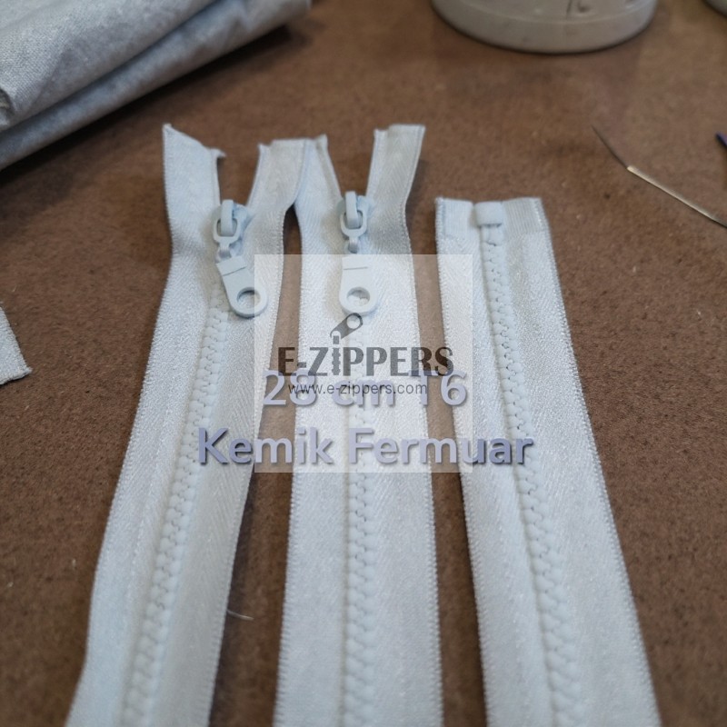 Moldead Plastıc Zipper 28 cm / 0,30 yrd #3 Open End - Separate ZPHSN0028T6