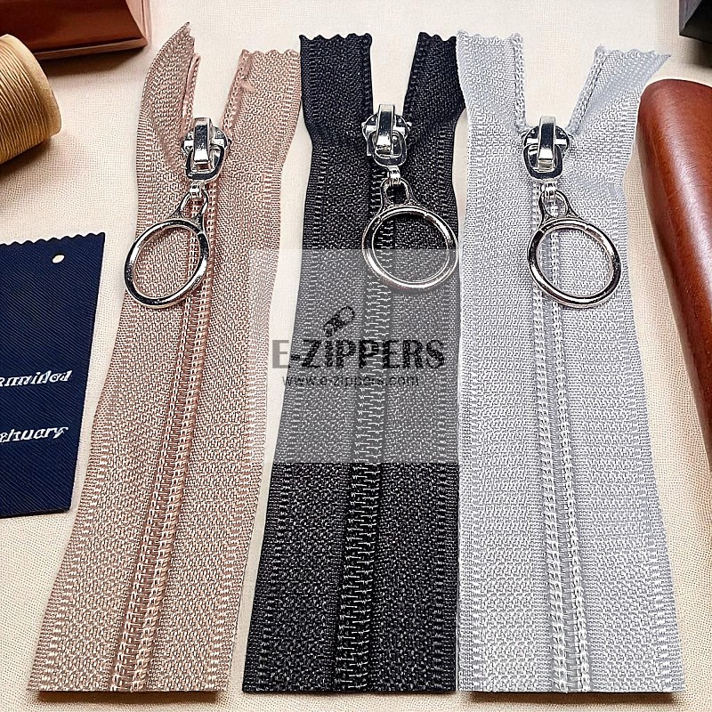 Bag Zipper with Ring Handle #5 37 cm / 0,40 yrd- Close End ZPHSN0037T10