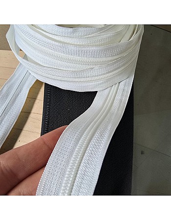 #5 Nylon Zipper Chain by the Metre SRTNYLT10