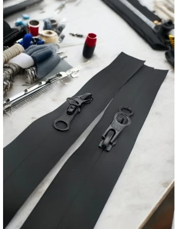  Waterproof  #5 17 cm Zipper ZP00017PR