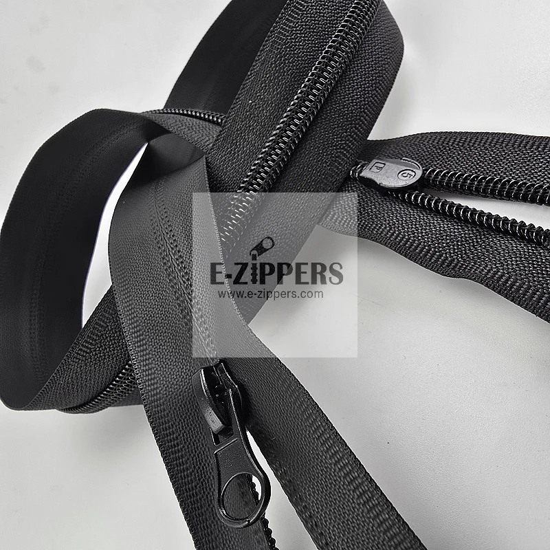 Waterproof Zipper 70 cm TPU NC0070SG