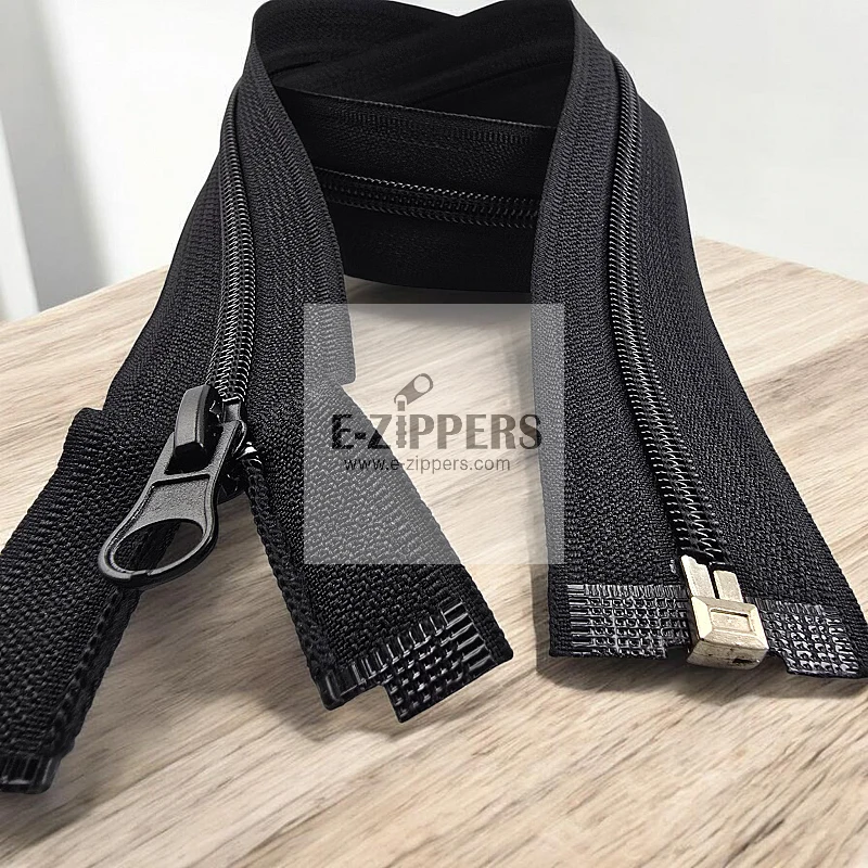 Nylon Jacket Zipper, Open End (Separate), 65 cm - PR0065T10