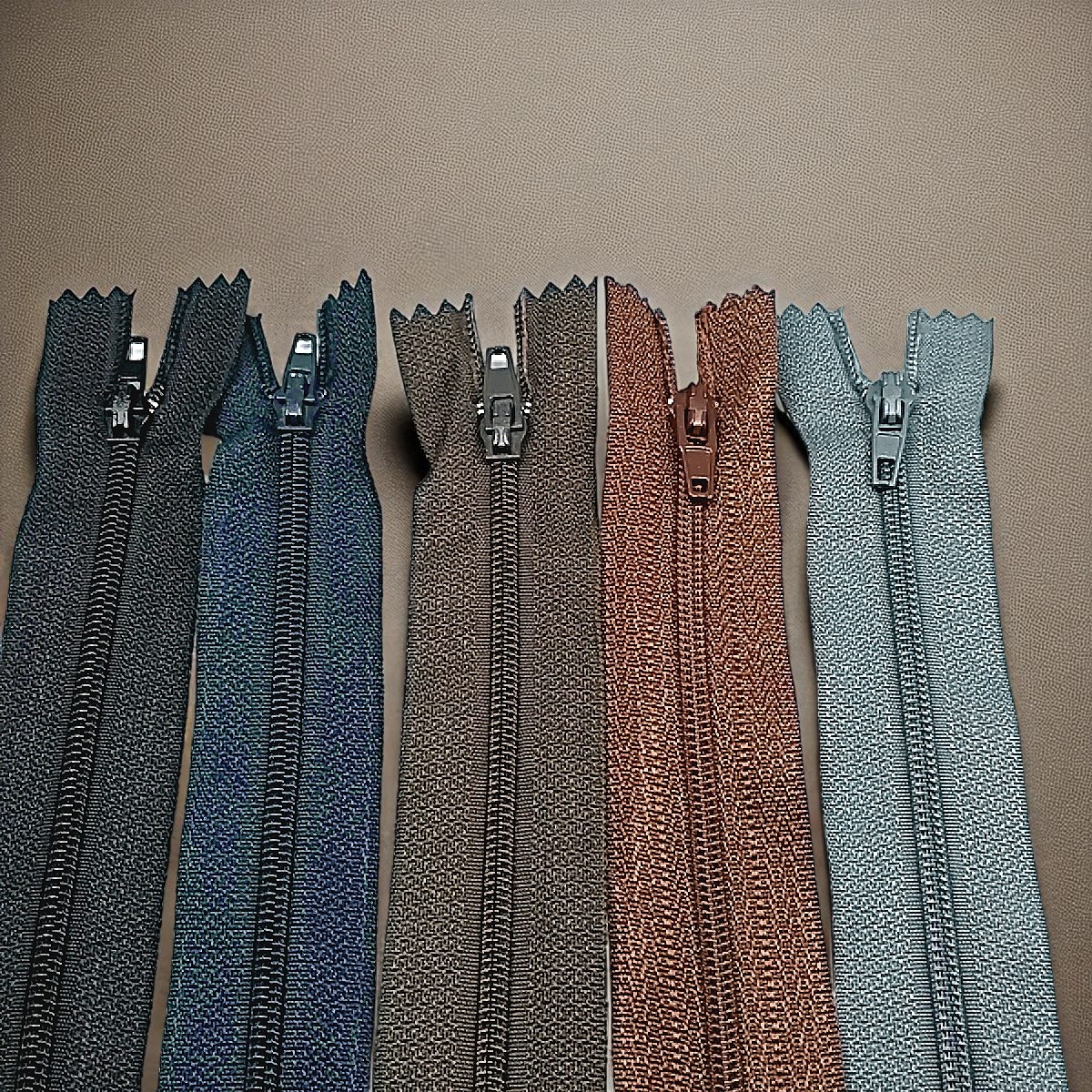 Pantolon Fermuarı Tip 5 18 cm  Naylon  – Kapalı Uçlu ZPHSN0018T5