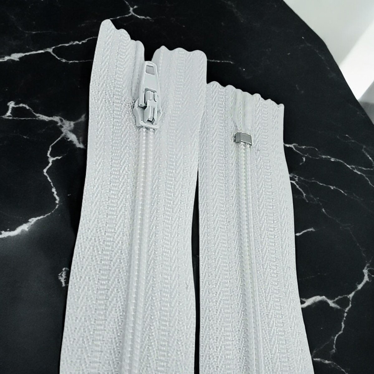 25 cm #3 0,27 yrd  Nylon Coil Zipper For Pant and Skirts Close End ZPS0025T5Promo