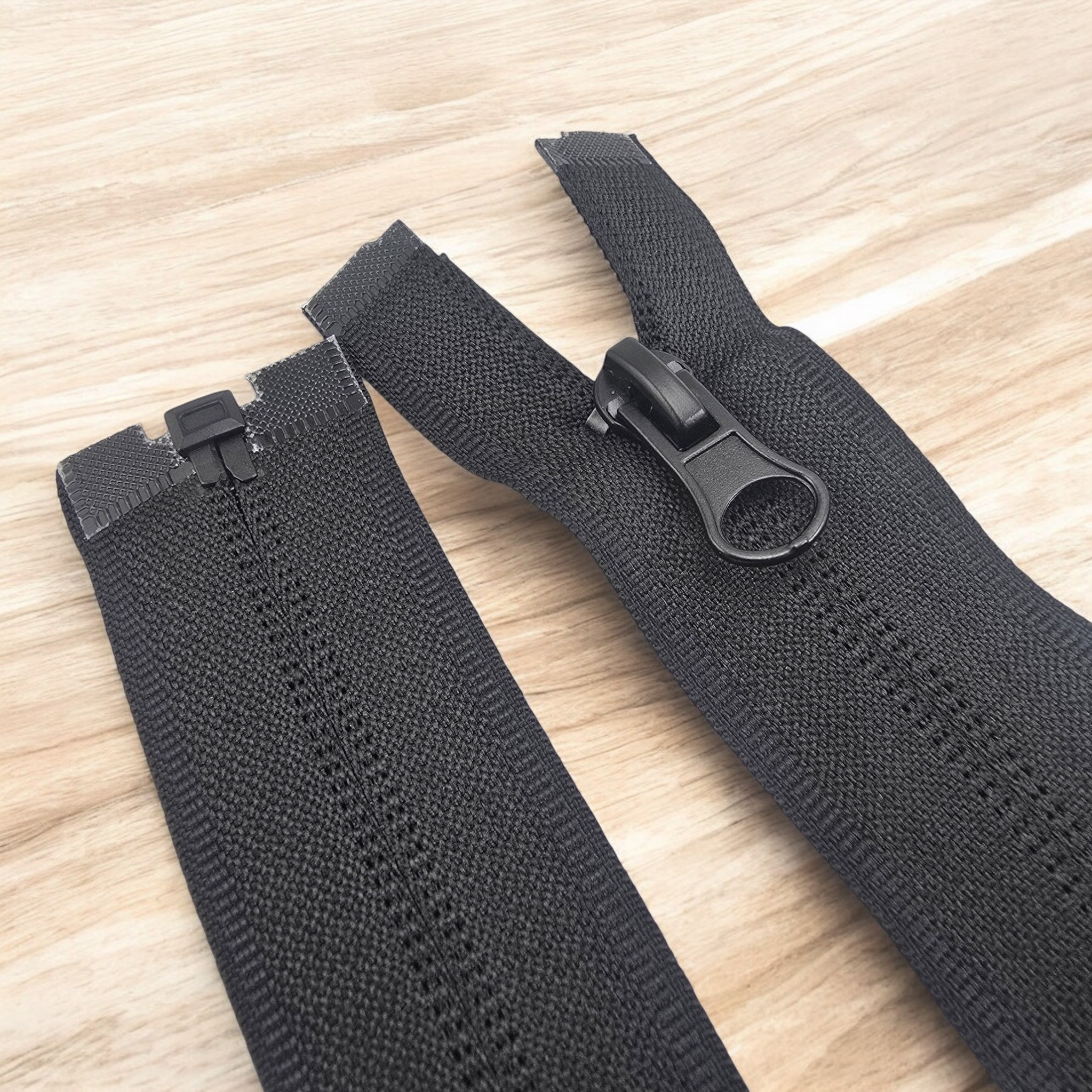 Nylon 68 cm Jacket Zipper Open End (Separate) - NC0068T10