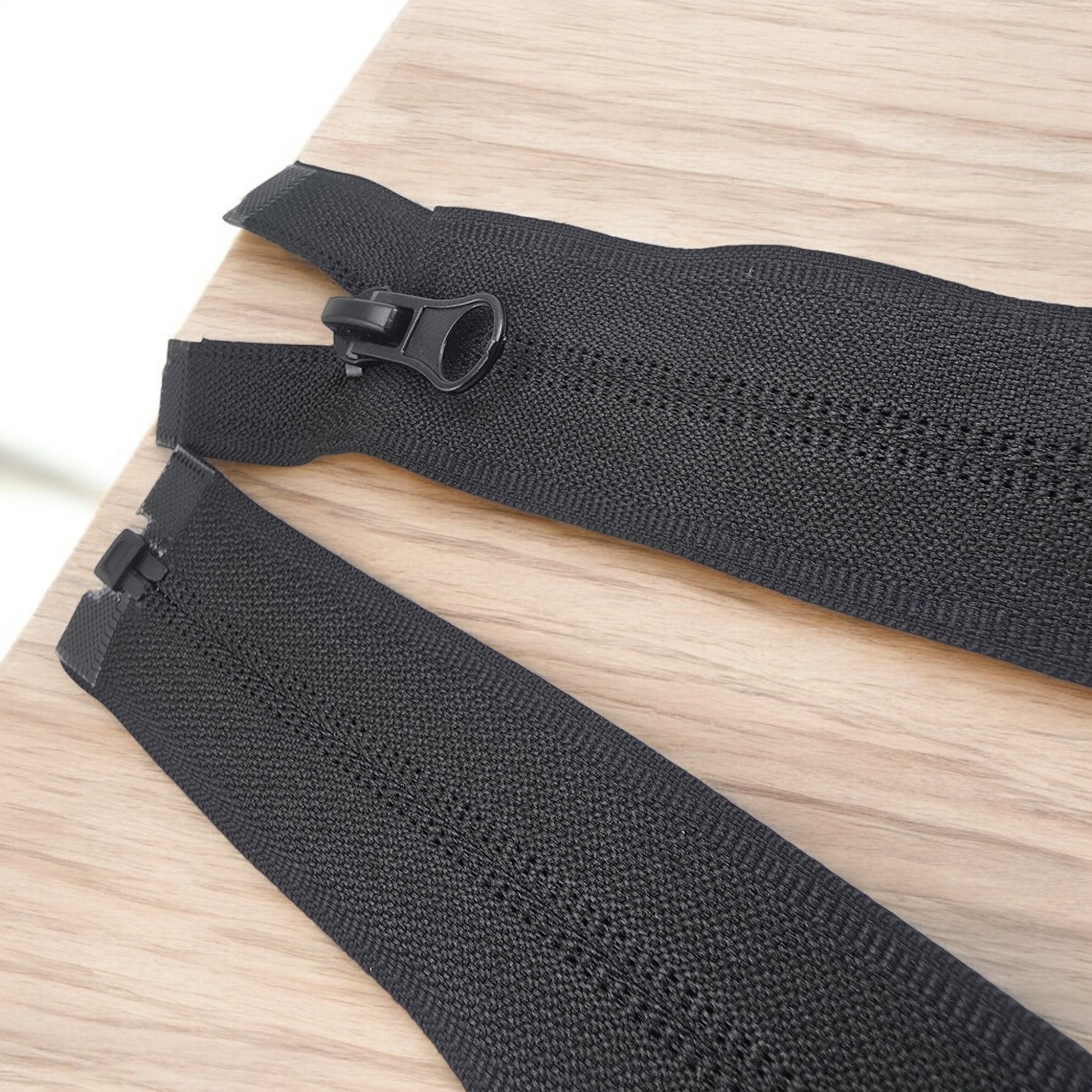 Nylon 68 cm Jacket Zipper Open End (Separate) - NC0068T10