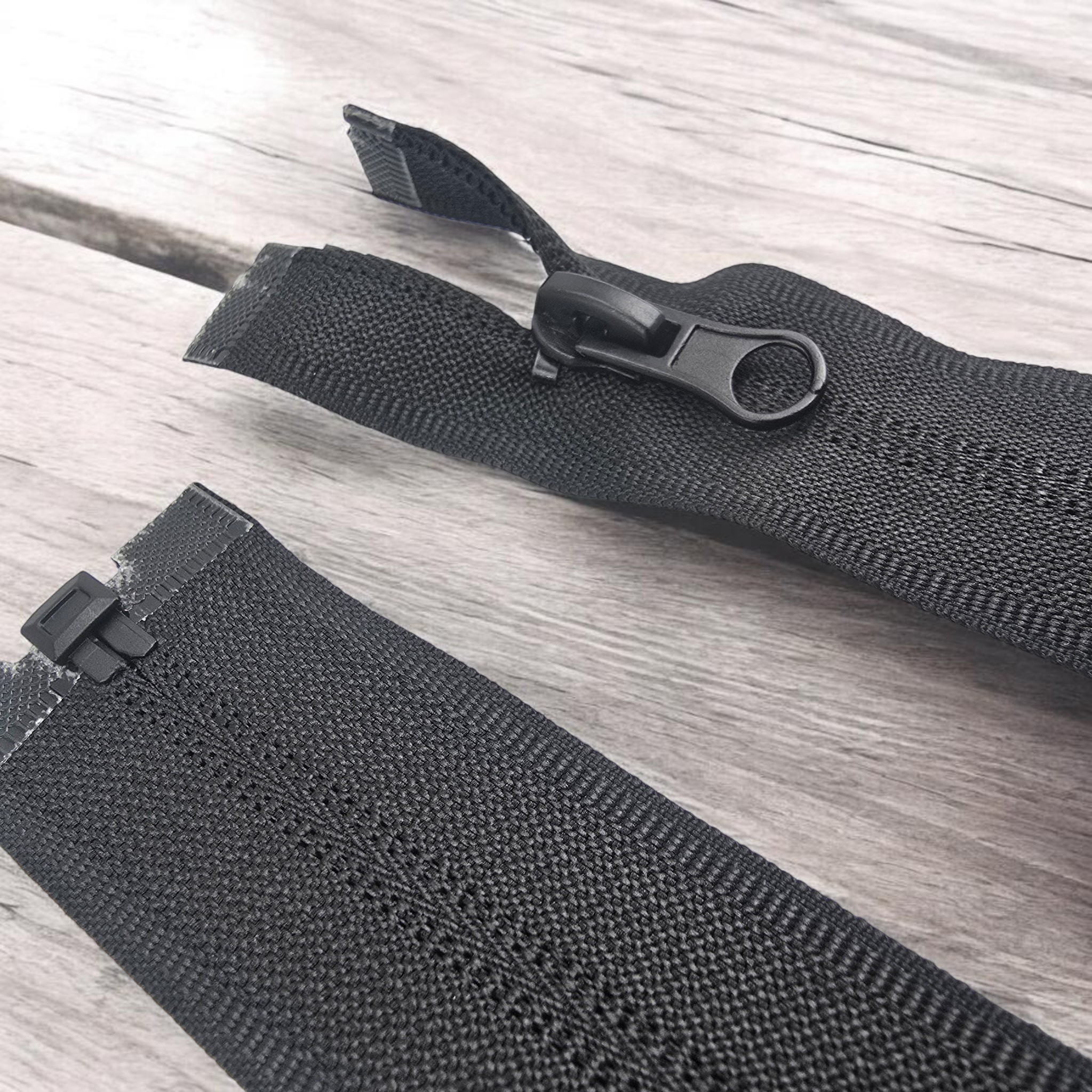 Nylon 70 cm Jacket Zipper Open End (Separate) - NC0070T10