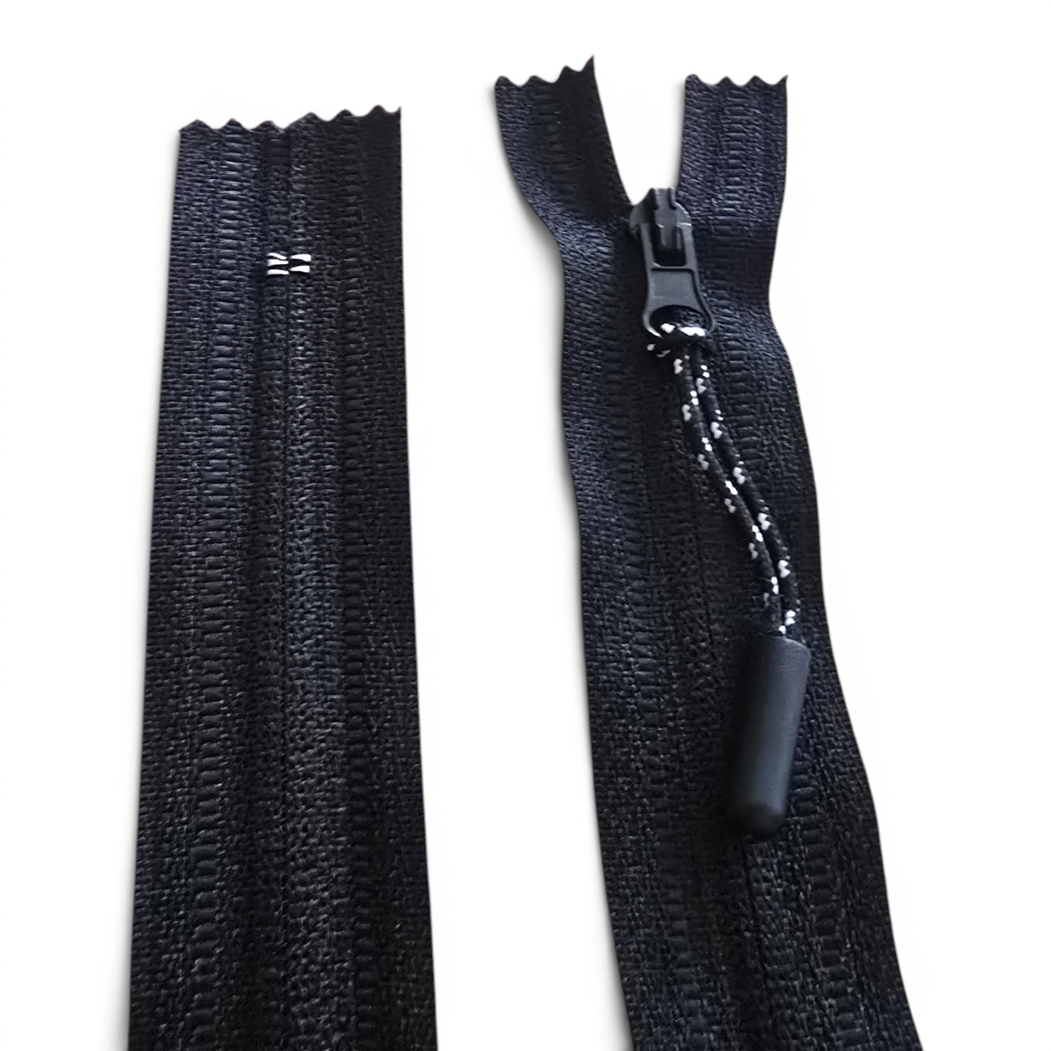 Pantolon ve Etek Fermuarı Naylon 22 cm T5 Kapalı Uçlu Revers Combi Kafa İpli NC0022T5CI