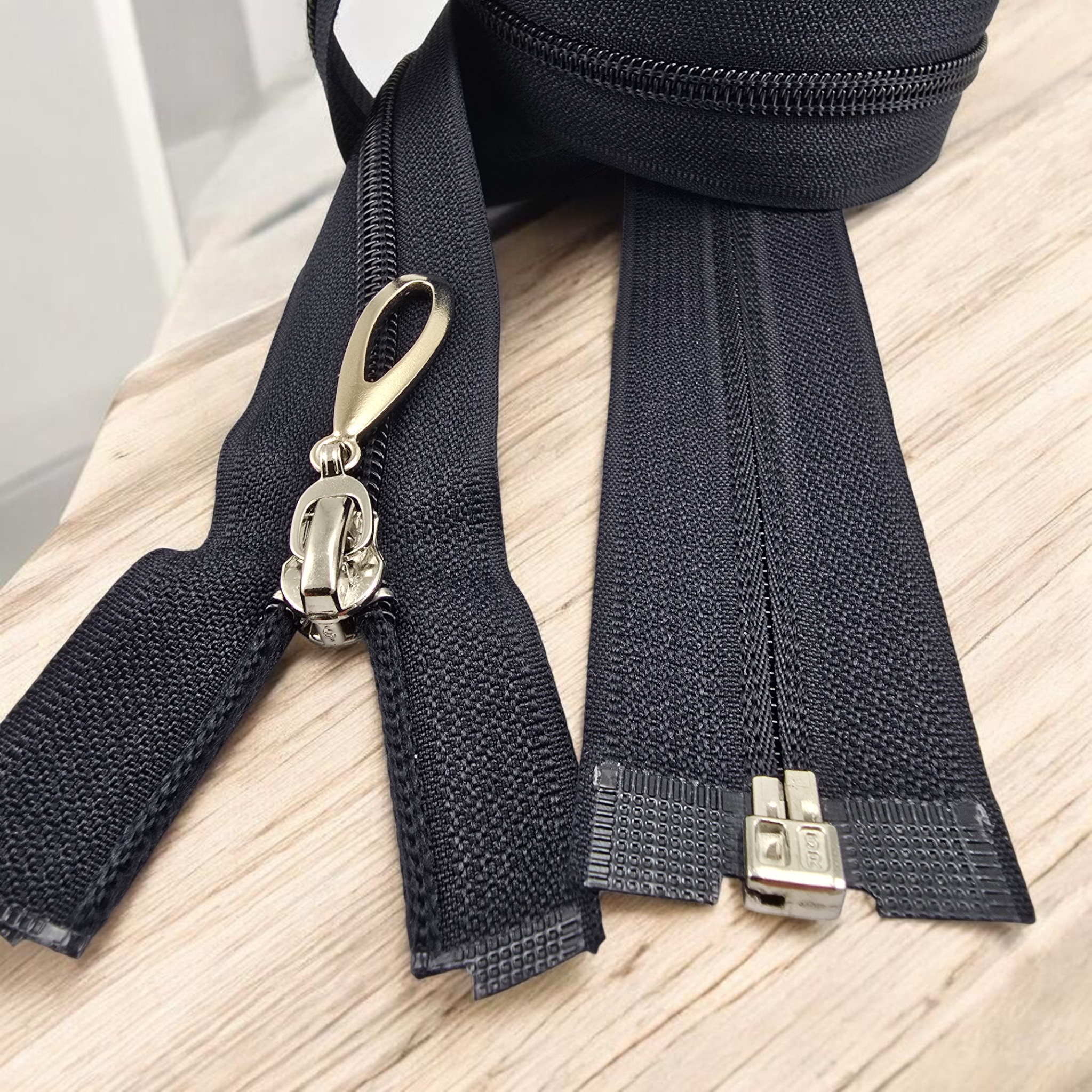 Naylon Özel Elcikli Ferace Fermuarı 100 Cm  Açık Uçlu (Separe)  -  PR00100T10