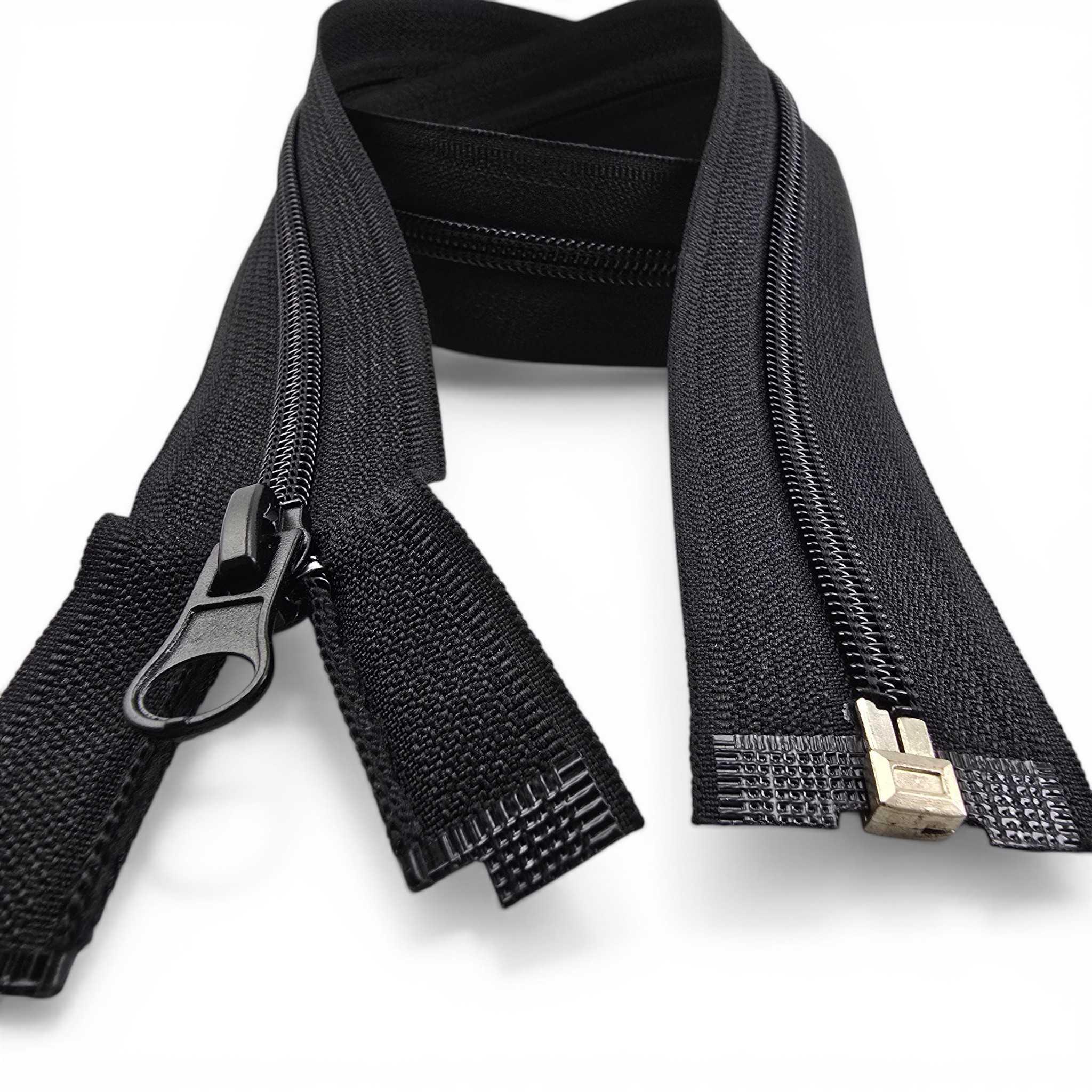 65 cm Type 10 Nylon Jacket Zipper with Open-Ended Separator – Durable and Practical to Use