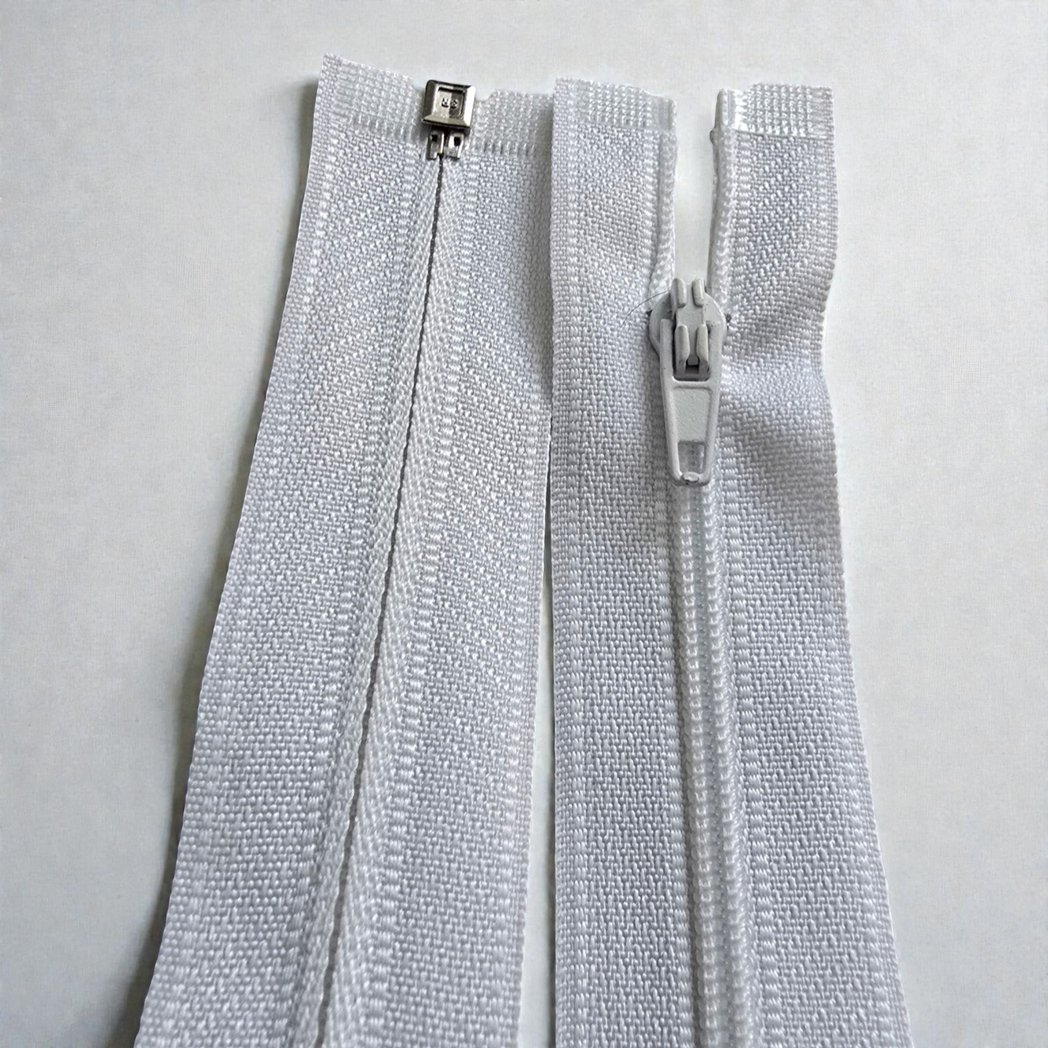 White 160 cm T5 Open-Ended Nylon Zipper – Long Coat, Jacket and Outerwear Zipper - Zp00160T5