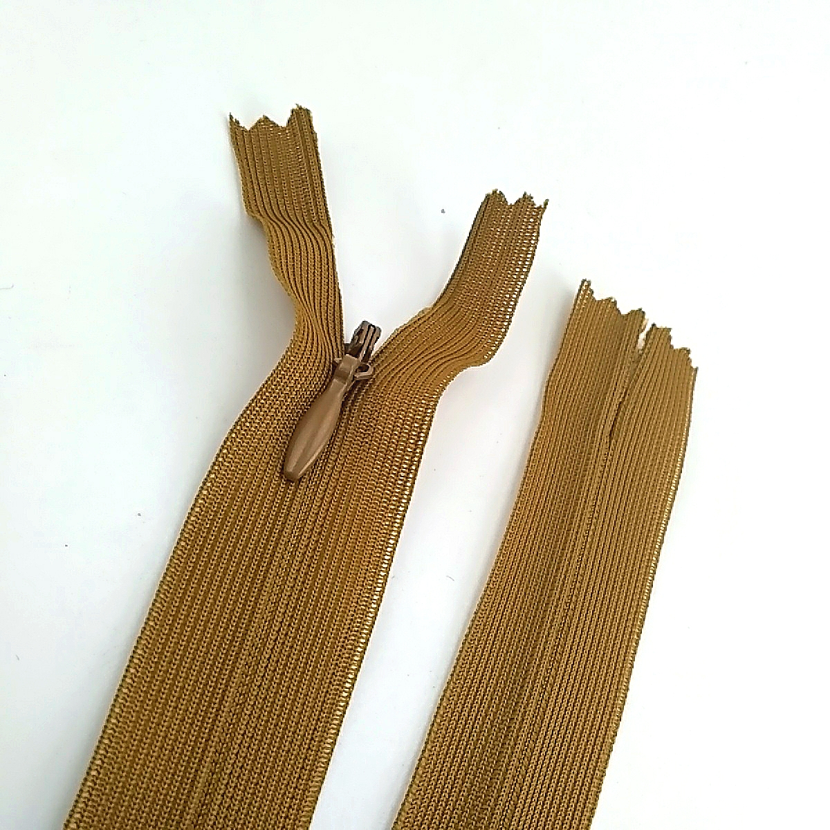 Gizli Fermuar 40 cm Tül Elbise ve Etek Fermuarı ZPG0040TUL