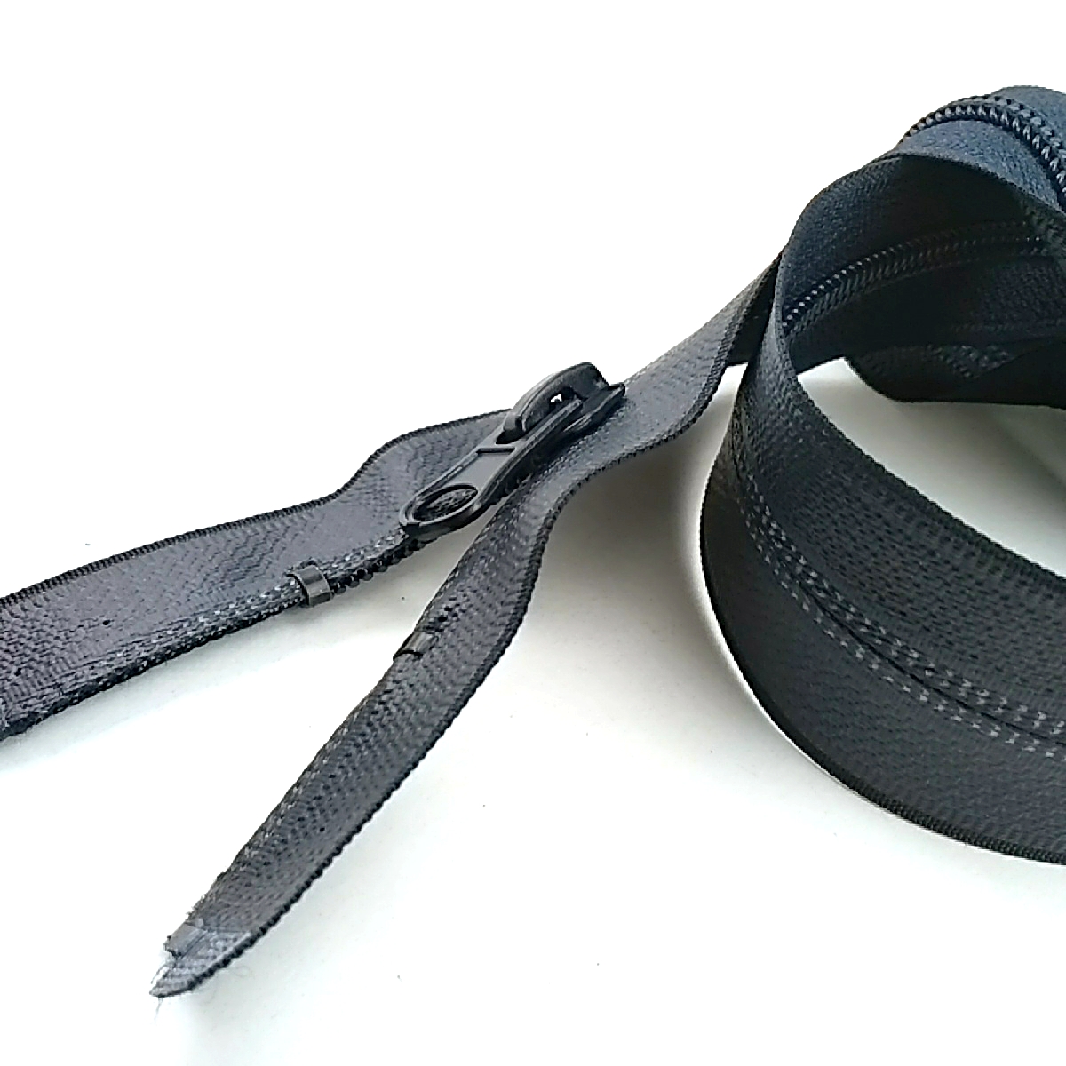 60 cm / 0,65 yrd Waterproof Zipper F0007TPU