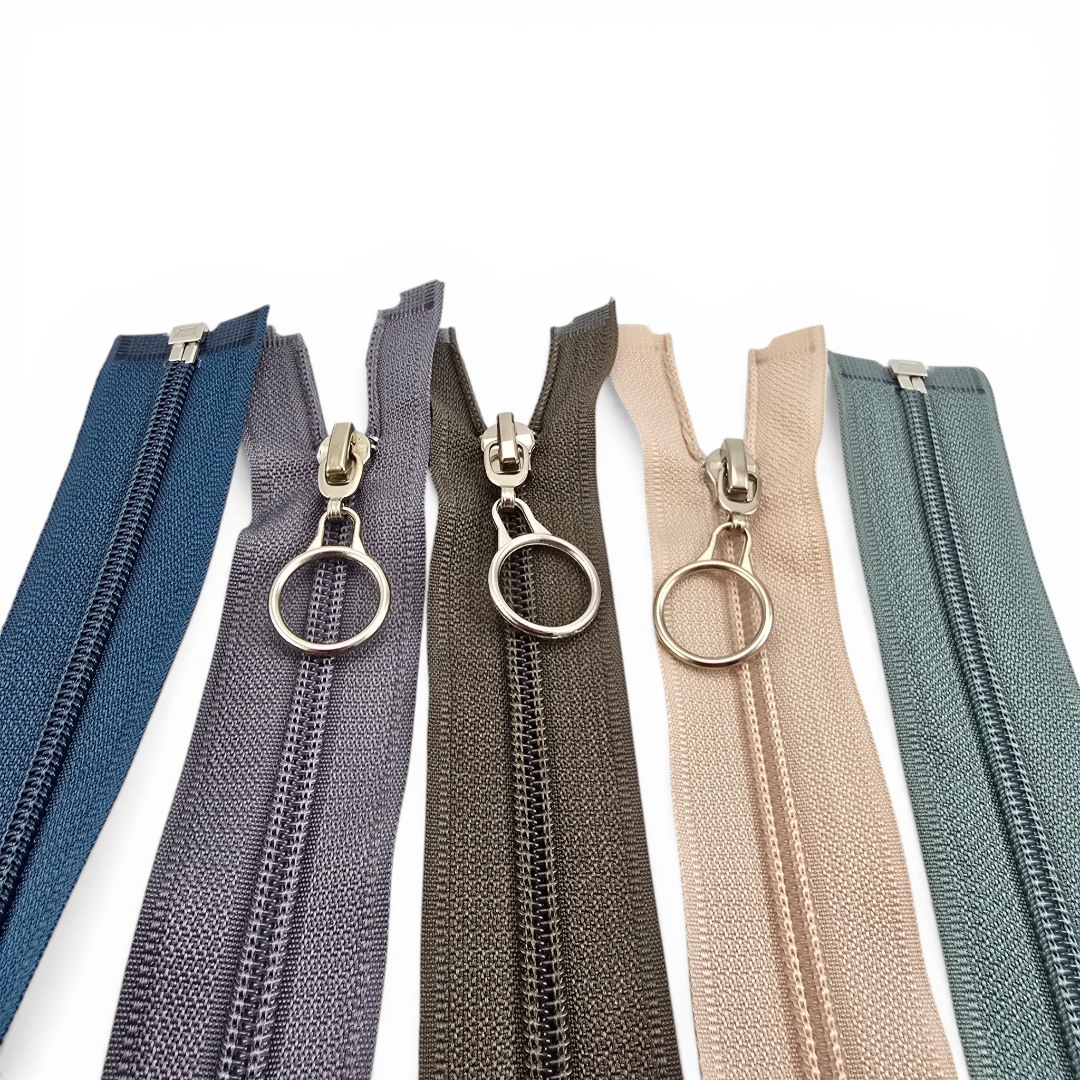 47 cm T10 Open-Ended Nylon Zipper – Separate Model for Jackets, Coats and Outerwear - ZPHSN0047T10
